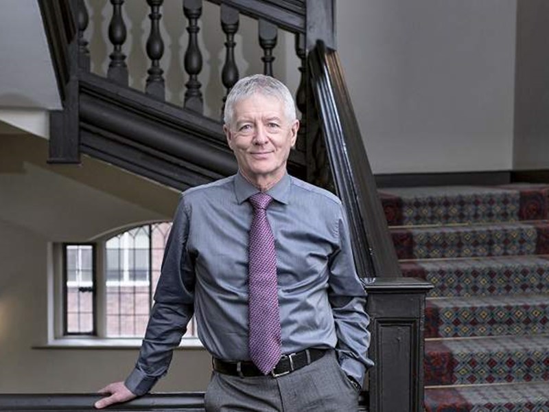 Newcastle based Geoff Maclauchlan provides interim & part time strategic financial guidance.